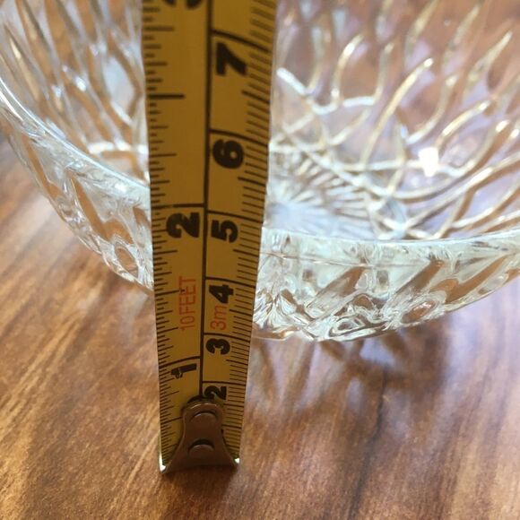 Vintage Pasari Indonesia Glass Berry Bowl Flower/ Celtic Pattern - Picture 7 of 7